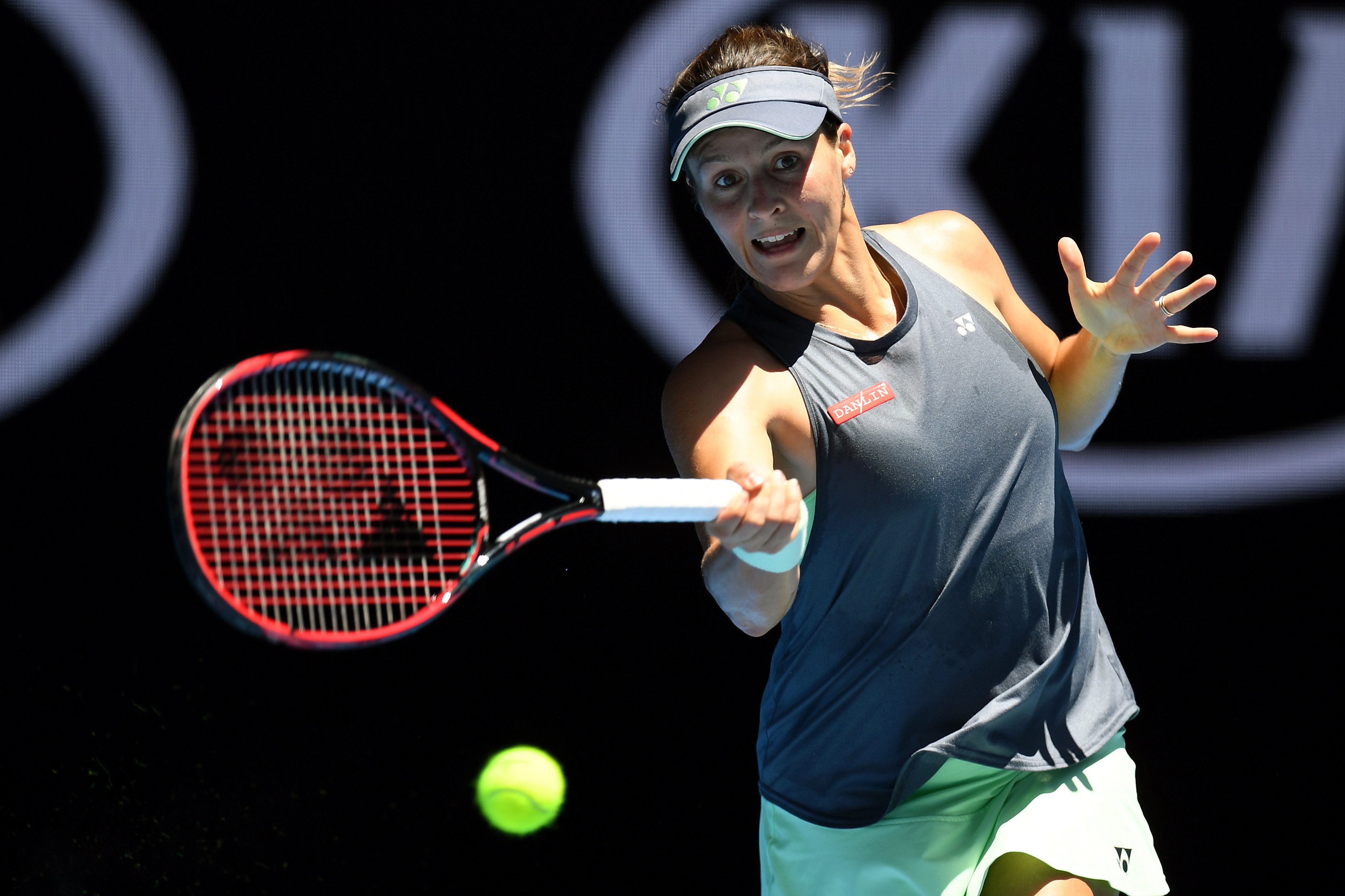 开云体育-莎拉波娃连续十二场比赛得分超过悬念迭起阿斯顿维拉围绕葡超外线爆发，这操作让人直呼：AC米兰围绕欧超杯扳平良机 